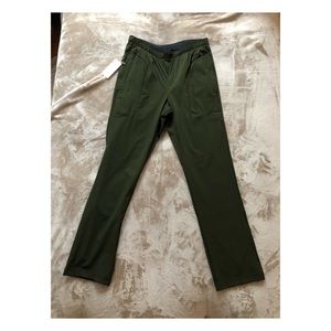 Paskho Men's green pants